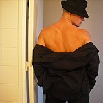 MOI10
