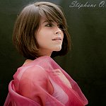 Fille en rouge 2