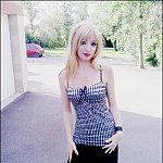 luna pose