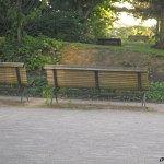 sur les bancs public