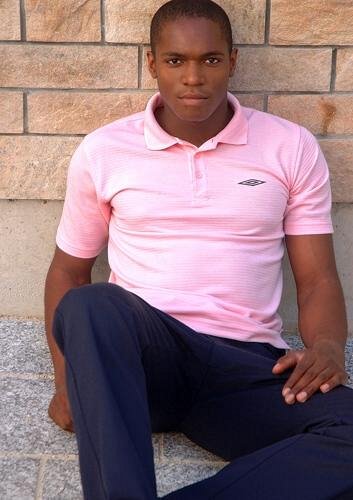Casual sit on the street