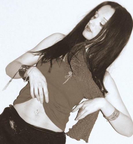 Marie pose...