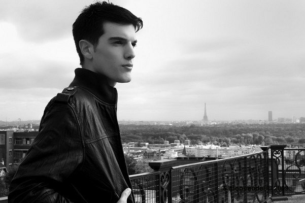 Simon-model.com
