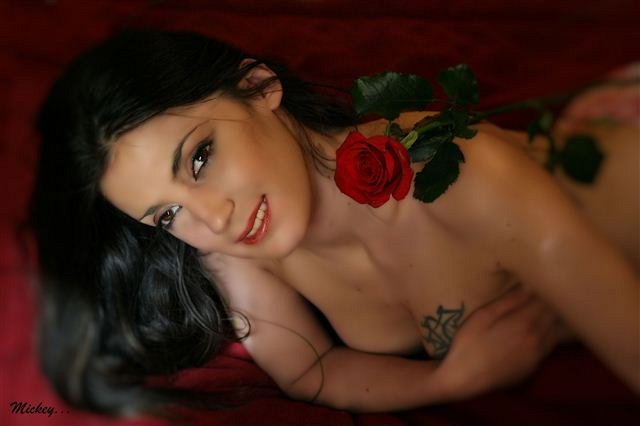 rose rouge