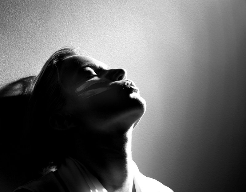 Kiss the light
