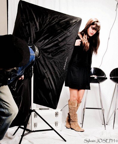 COULISSES