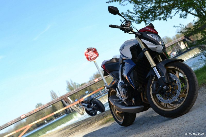CBR1000R