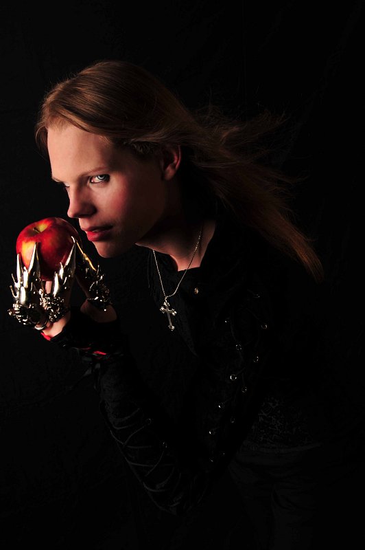 Gabriel Von Valmanway
Vampire Gothique Romantique