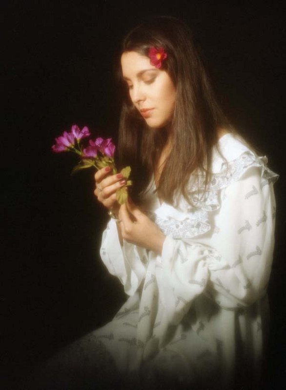 Jeune fille aux fleurs