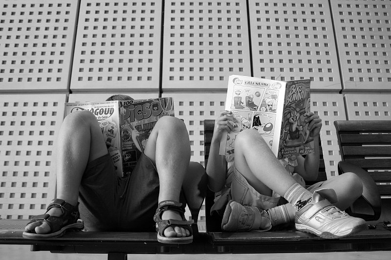en attendant le train